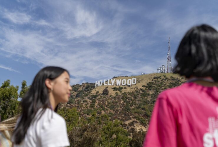 Jesienne kursy językowe w ciepłych zakątkach świata – od safari po australijską wiosnę