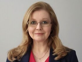 Perfekcjonizm, chaos, poczucie winy. Tak objawia się ADHD u dorosłych kobiet.