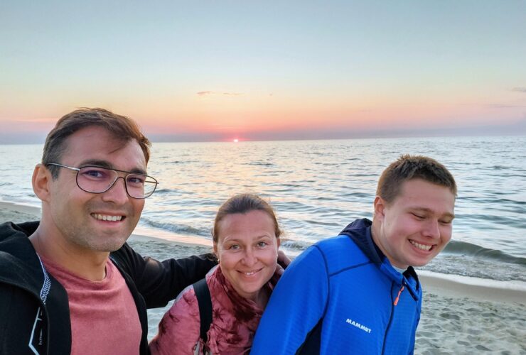 Życie w sinusoidzie. O dorastaniu w spektrum i systemie, który nie nadąża.