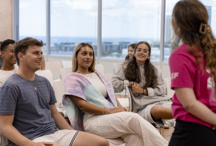 Angielski w Polsce. Raport EF pokazuje, kto radzi sobie najlepiej, a kto wciąż nadrabia