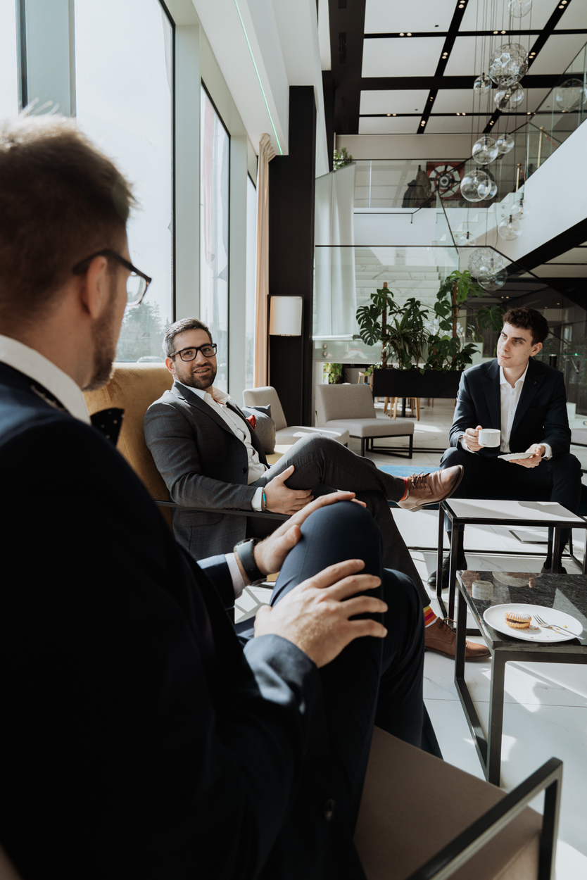 Hotel jako przestrzeń spotkań. Jak zmienia się rola hoteli w świecie konferencji i wydarzeń biznesowych?