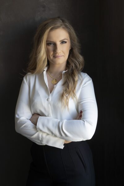 ochrona-prywatnosci-w-relacjach-rodzinnych-i-partnerskich-technologia-granice-i-prawo-w-czasach-kryzysu-zaufania