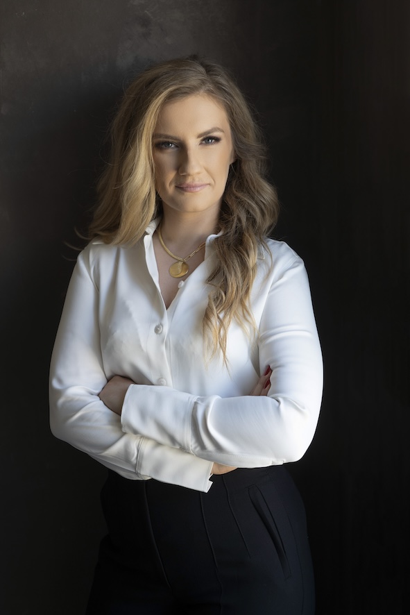 ochrona-prywatnosci-w-relacjach-rodzinnych-i-partnerskich-technologia-granice-i-prawo-w-czasach-kryzysu-zaufania