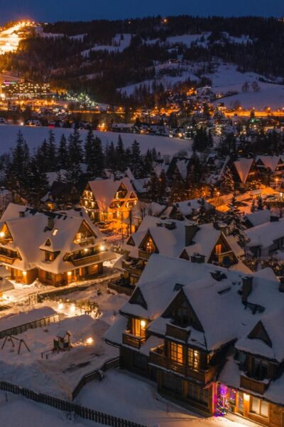 slow-travel-zima-cisza-natura-i-regeneracja-zamiast-atrakcji-dlaczego-ten-trend-rosnie-wlasnie-teraz